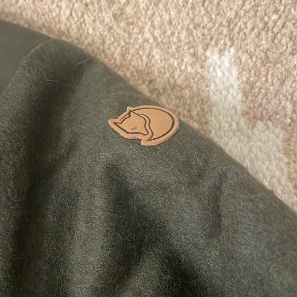 Fjallraven Wool Padded Shacket XS - Picture 11 of 14